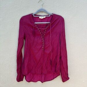 Revolve The Jetset Diaries medium long sleeve Delta top shirt costume cosplay